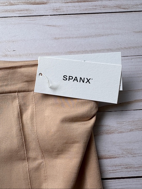 SPANX Other - Spanx OnCore High-Waisted Mid-Thigh Short (SPANXsculpt line)